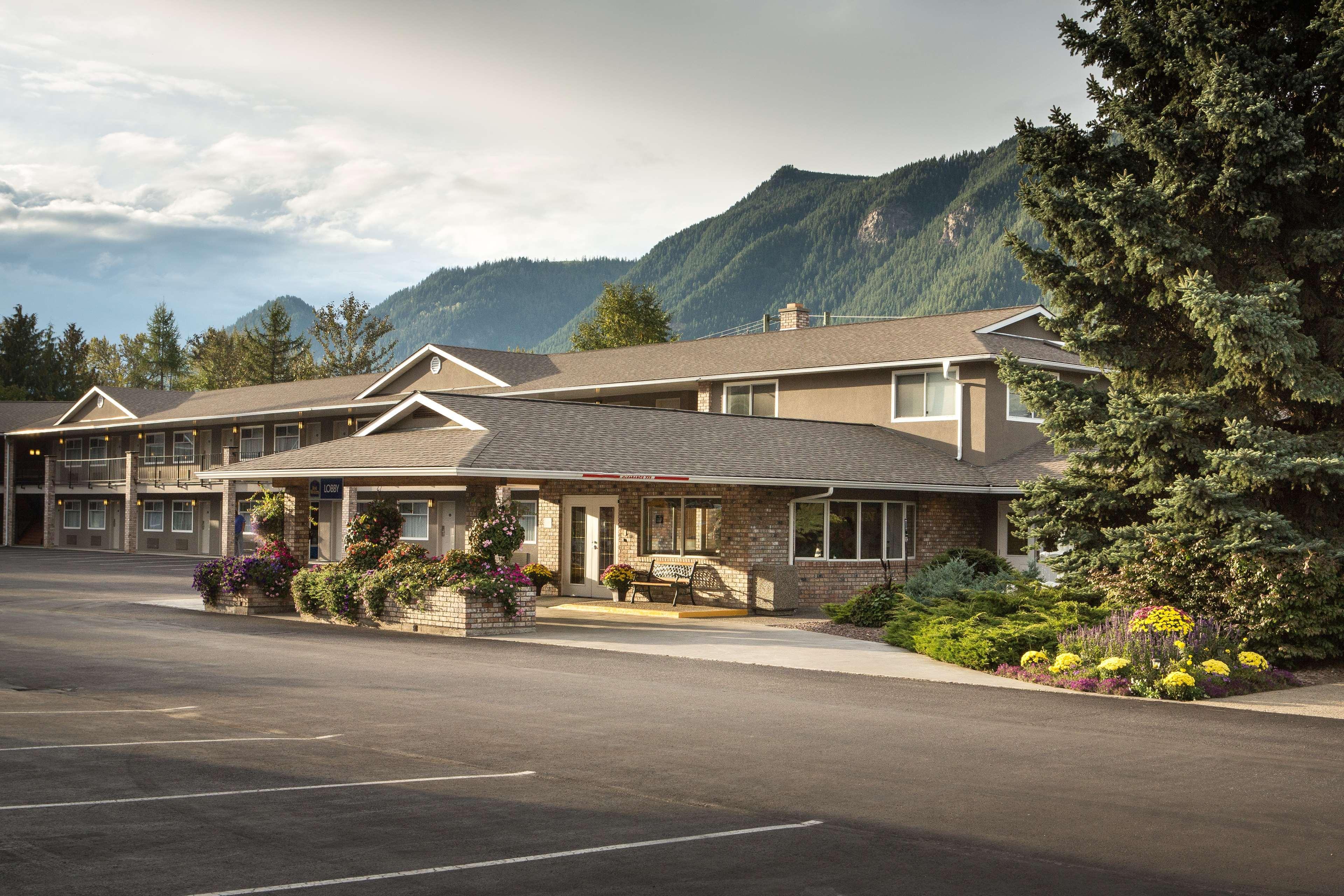Best Western Sicamous Inn Extérieur photo